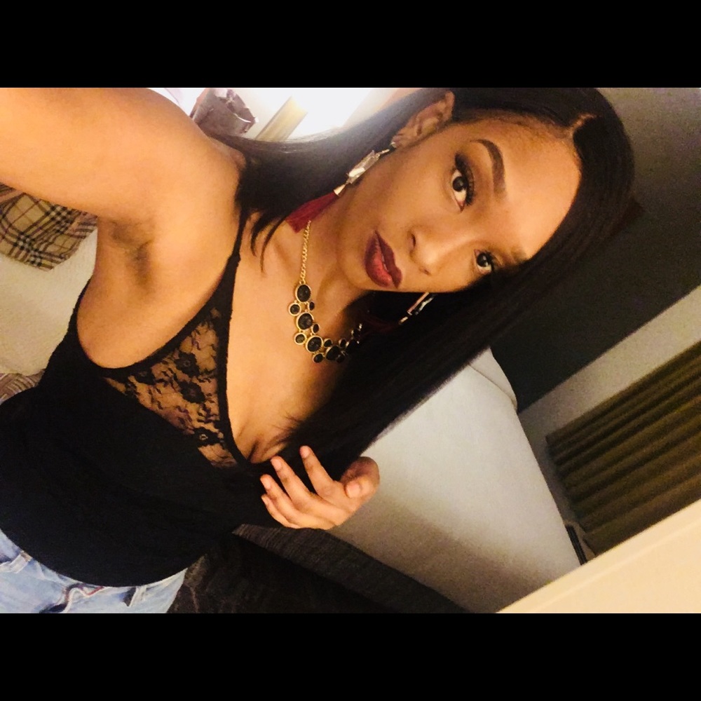 Meet your Posher, Layonda